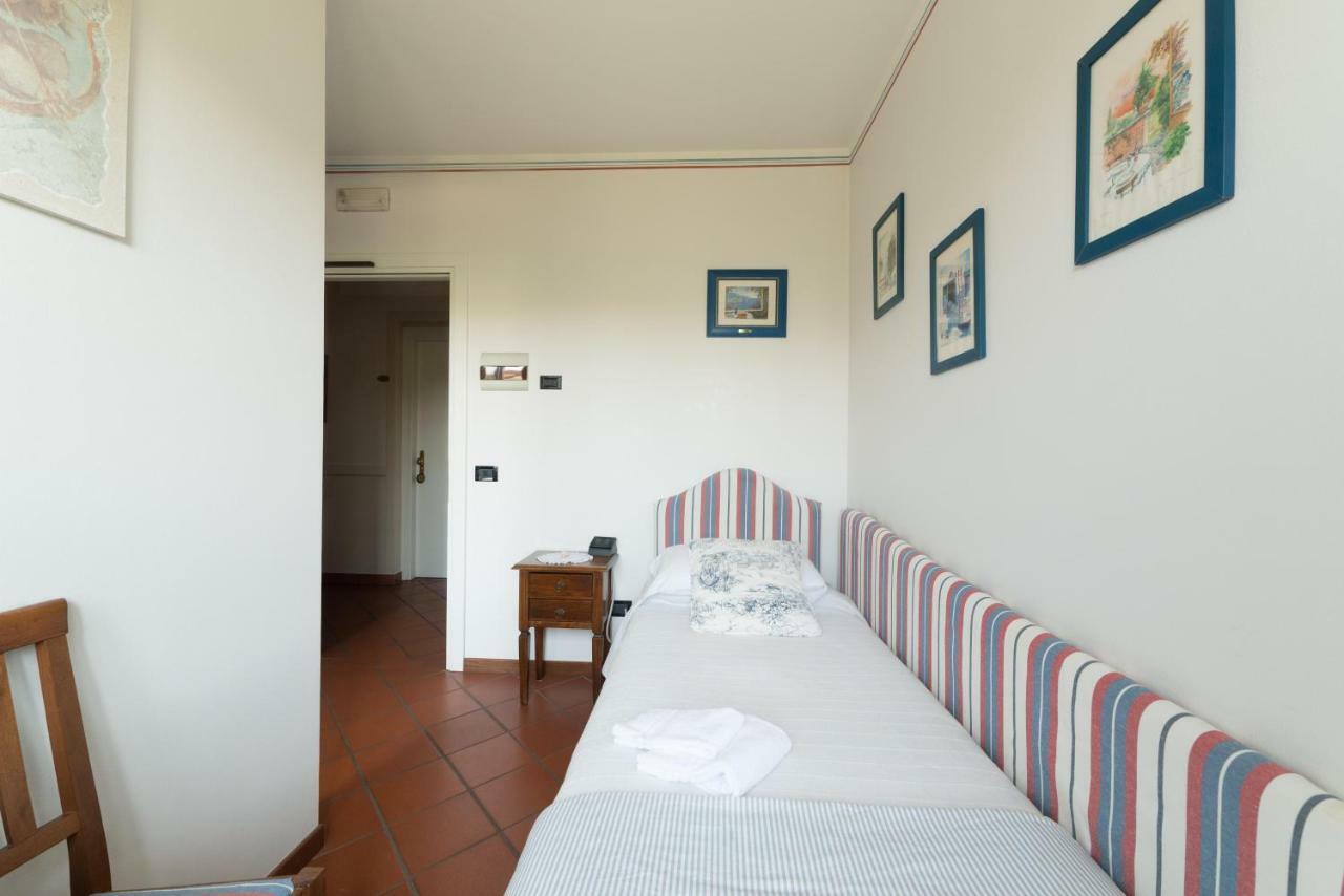 Hotel Florence Manerba del Garda Eksteriør billede